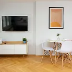 Apartment Old Town Warsaw By Noclegi Renters